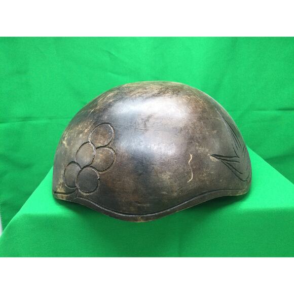 Hand Carved Wooden Serving Bowl With Matching Stand - Picture 9 of 11